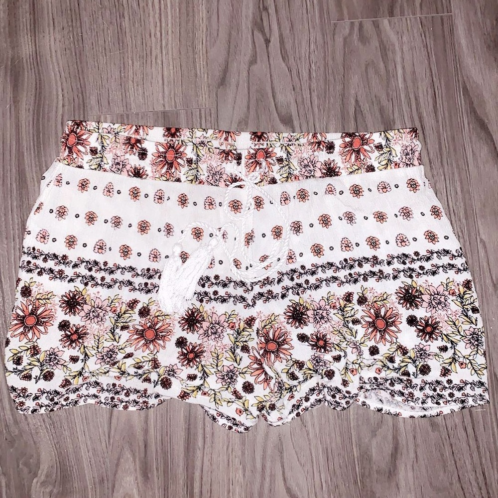 Cato Floral Shorts